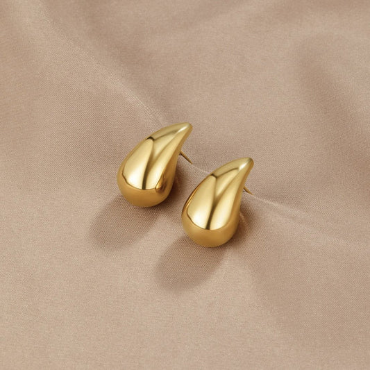 Boucles d'oreilles en or en forme de goutte