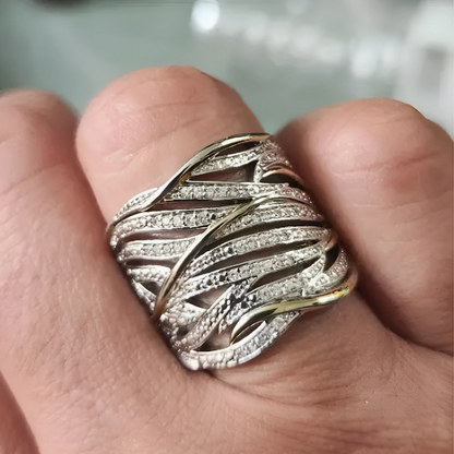 Bague Tordue Élégante à Plusieurs Couches
