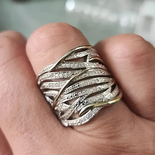 Bague Tordue Élégante à Plusieurs Couches